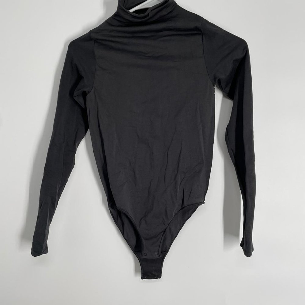 SKIMS ESSENTIAL MOCK NECK LONG SLEEVE BODYSUIT